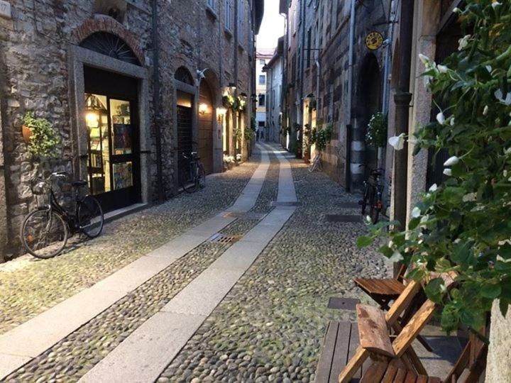 Antica Corte, Bilocale Nel Centro Storico Di Como公寓 外观 照片